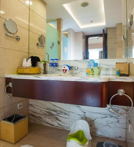 Delüks Üç Kişilik Oda, Grand Barony Xi An