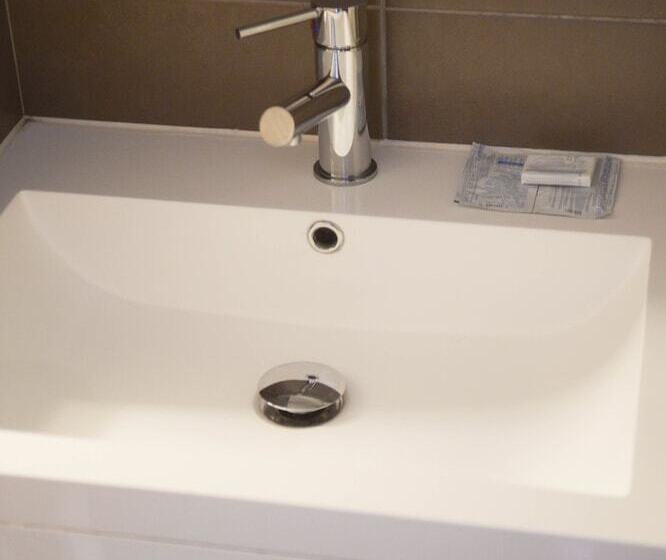 جناح جونيور, Aparthotel Van Hecke