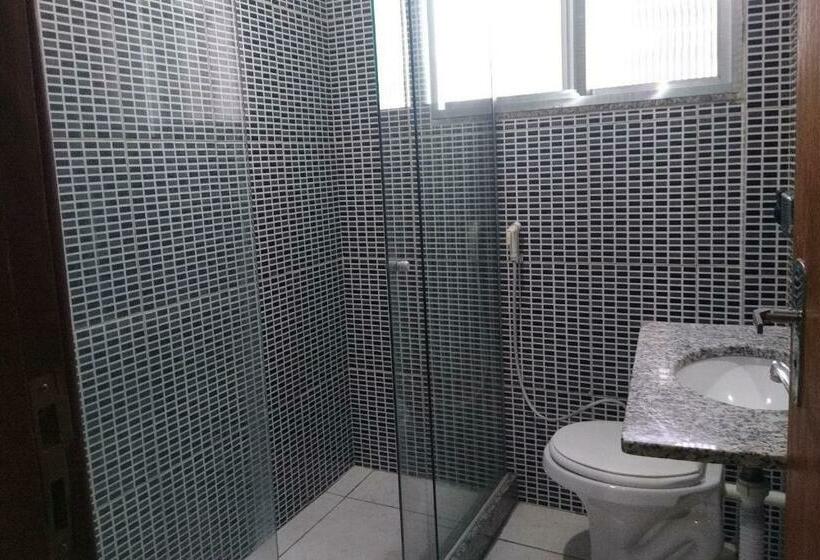 اتاق استاندارد یک نفره, Barão De Tefé