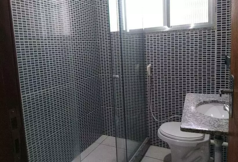 Standard Yhden Hengen Huone, Barão De Tefé