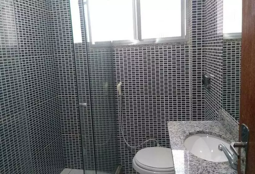 Standard Yhden Hengen Huone, Barão De Tefé