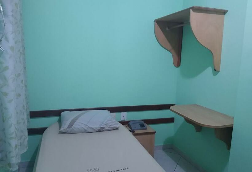 اتاق استاندارد یک نفره, Barão De Tefé