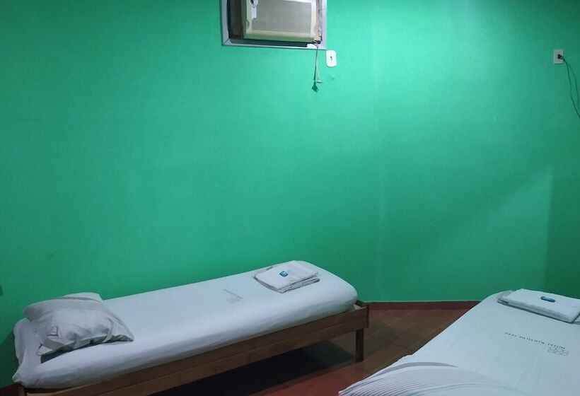 اتاق استاندارد چهار تخته, Barão De Tefé