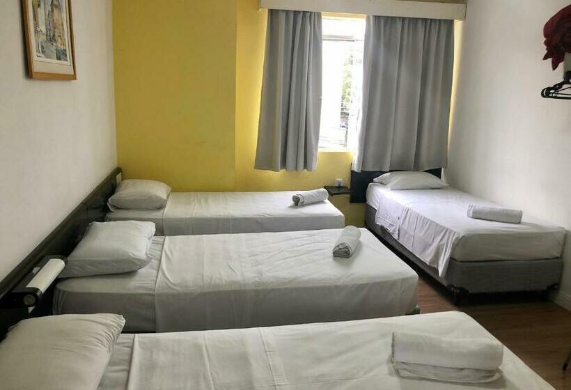 4인용 스탠다드 룸, Blumenau