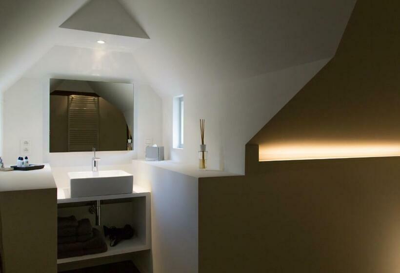 高级大房间, Château De Grandvoir