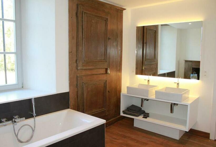 标准间, Château De Grandvoir