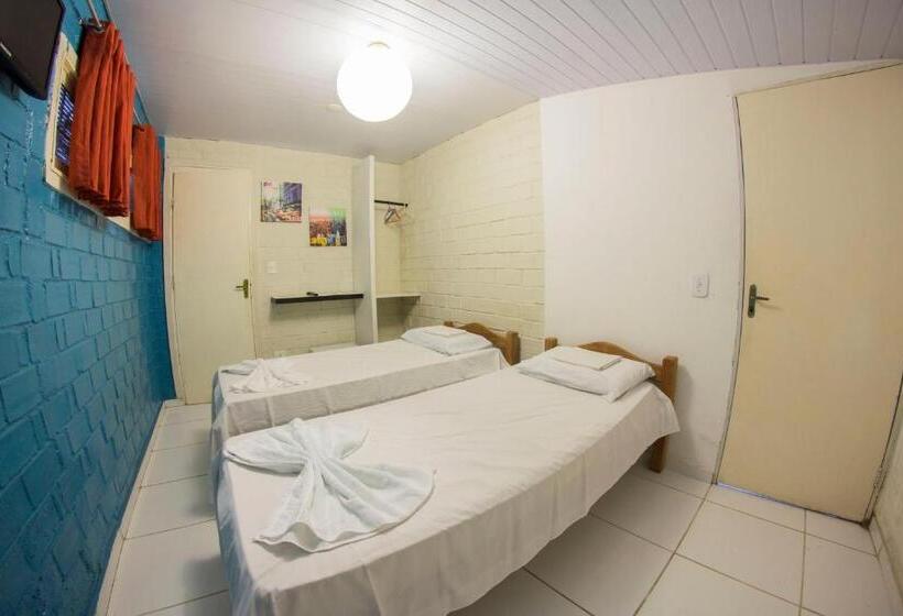 Номер Стандарт, Cosmopolitan Hostel