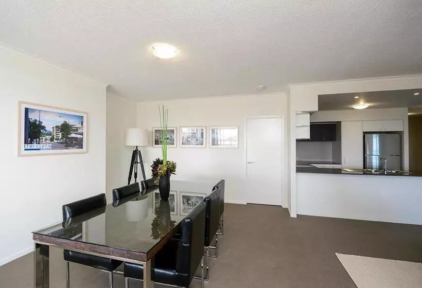 2ベッドルームのエクゼクティブアパートメント, Curtis Central Apartments Official
