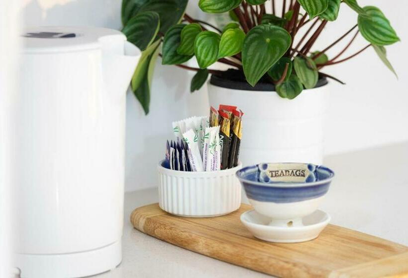 חדר סטנדרט, Debbie S Place