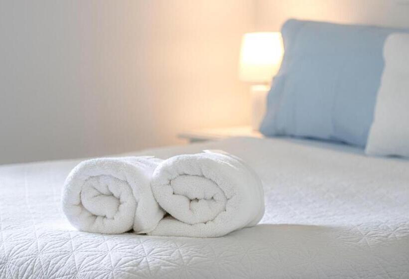 סוויטת 3 חדרי שינה, Debbie S Place