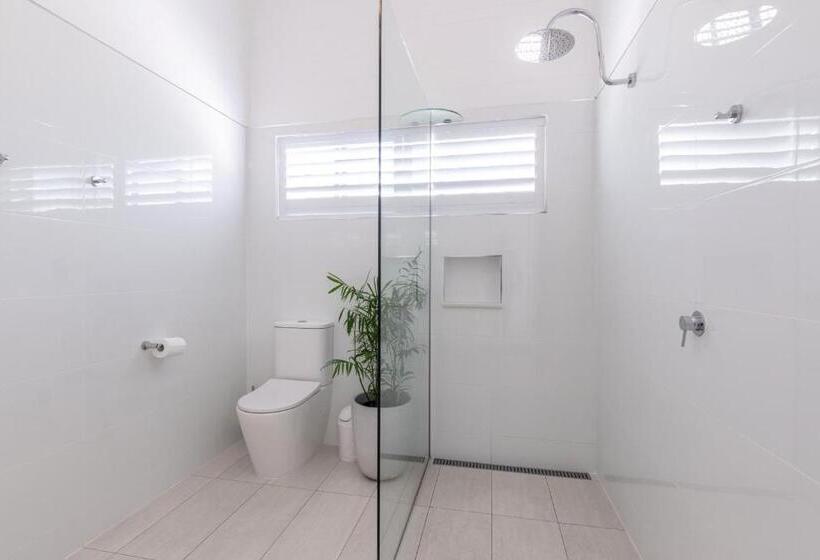 סוויטת 3 חדרי שינה, Debbie S Place