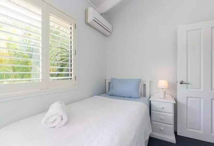 3 Bedroom Suite, Debbie S Place