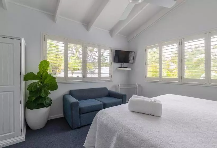 3 Bedroom Suite, Debbie S Place