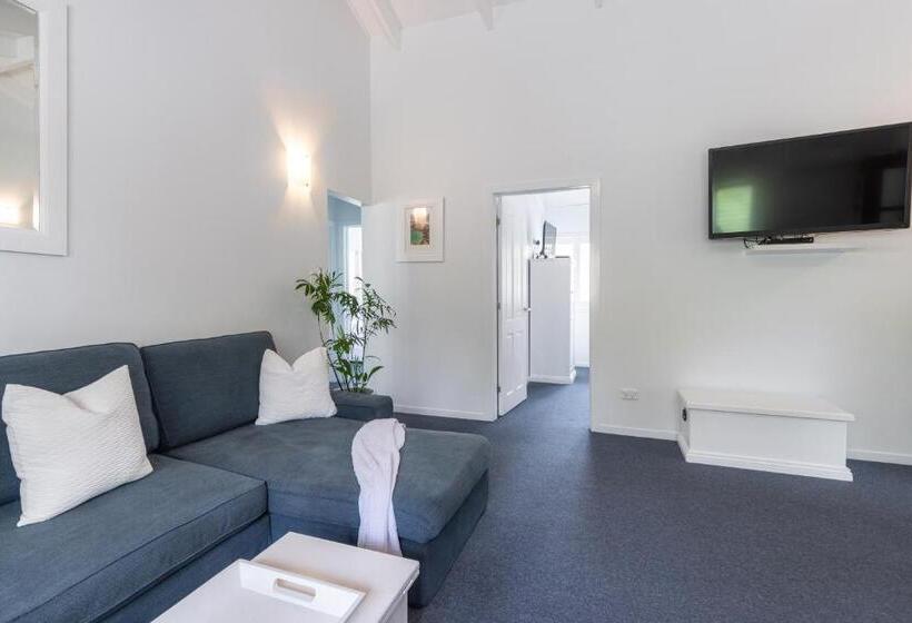 סוויטת 3 חדרי שינה, Debbie S Place