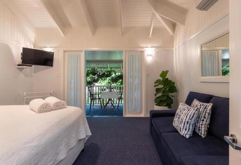 מיטת קינג בסוויטה, Debbie S Place