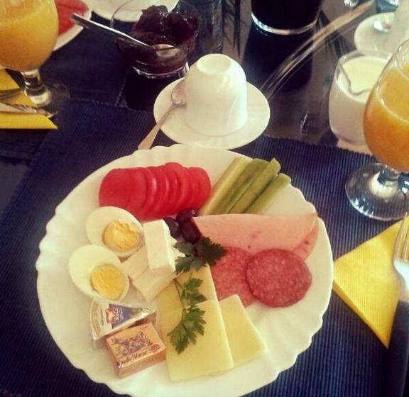 标准单人间, Elit