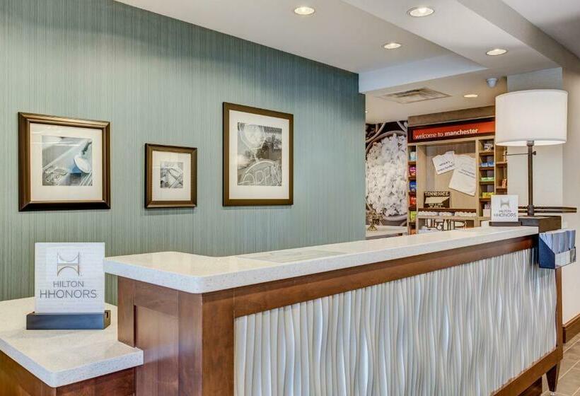 스탠다드 룸 킹사이즈 침대, Hampton Inn & Suites Manchester
