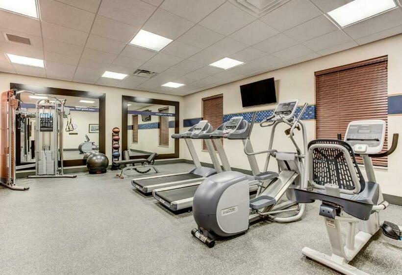 إستوديو قياسى سرير كينج, Hampton Inn & Suites Manchester