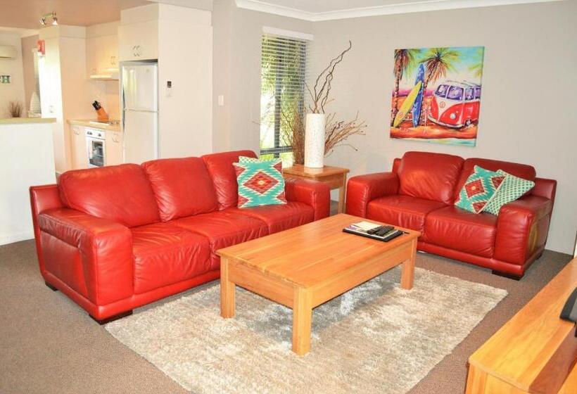 Apartamento 3 Dormitórios, Outrigger Bay
