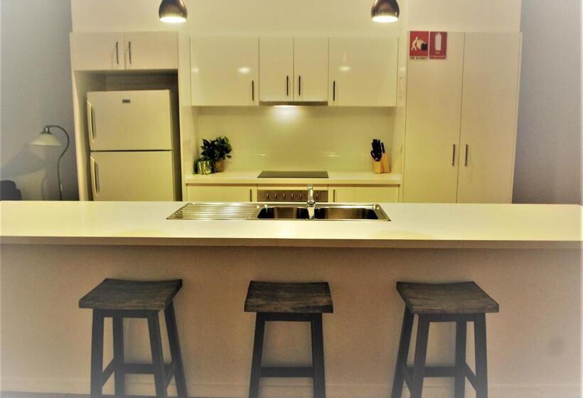 Apartamento 3 Dormitórios, Outrigger Bay