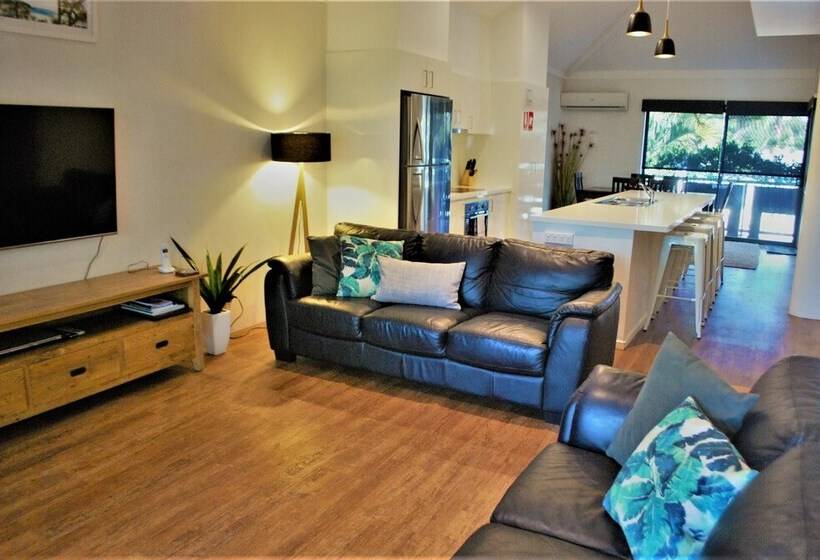 Apartamento 3 Dormitórios, Outrigger Bay