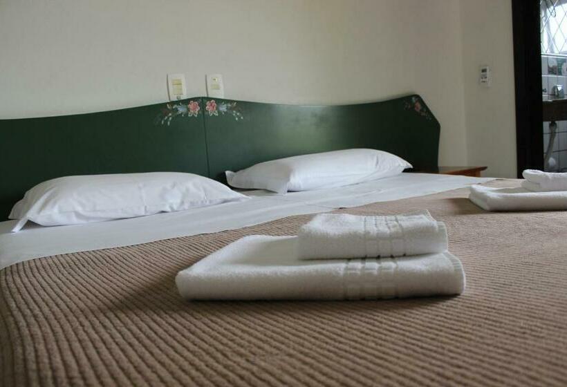 جناح مزوَّد بشرفة, Pousada Blauberg