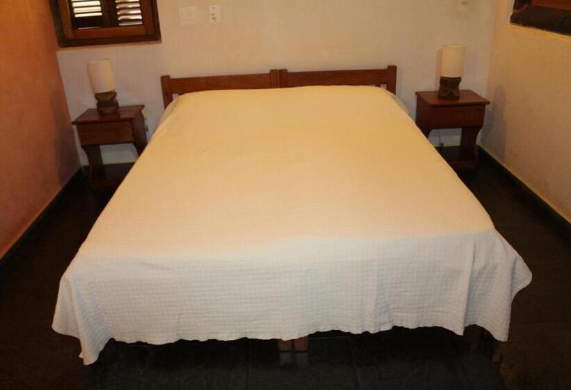 バルコニー付スタンダード４ベッドルーム, Pousada Canto Verde