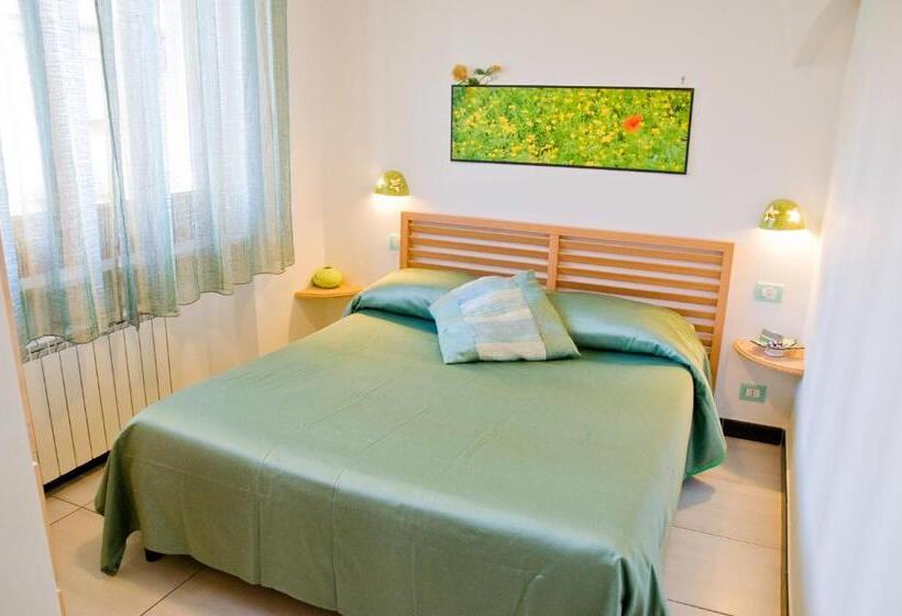 Номер Стандарт, B&b Galatea