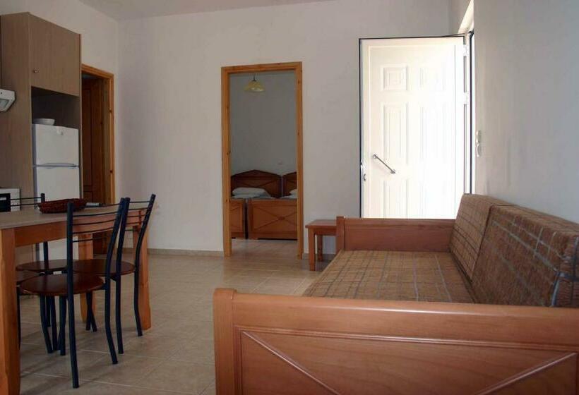 דירת חדר, Evilion