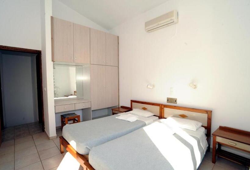 סוויטה משפחתית 2 חדרי שינה, Evilion