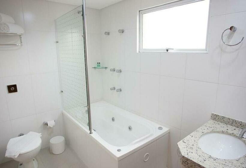 スタンダードルーム, Aruja