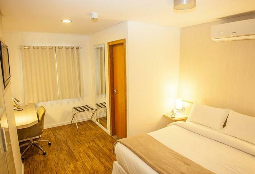 スーペリアールーム, Aruja