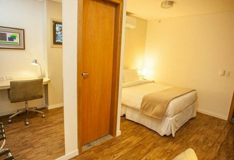 スーペリアールーム, Aruja