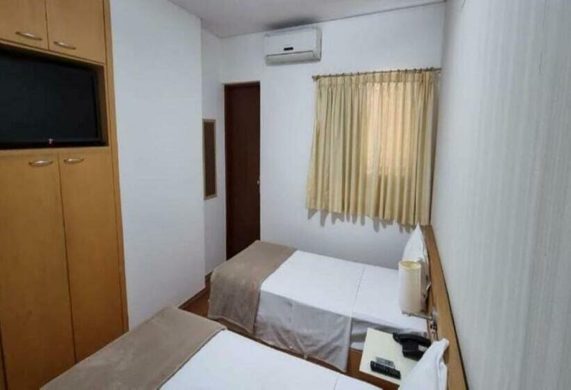 スタンダードルーム, Aruja