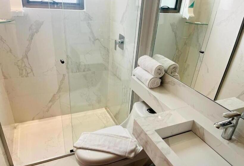 エクゼクティブスイート, Aruja