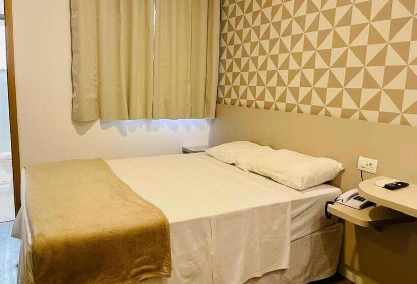 エクゼクティブスイート, Aruja