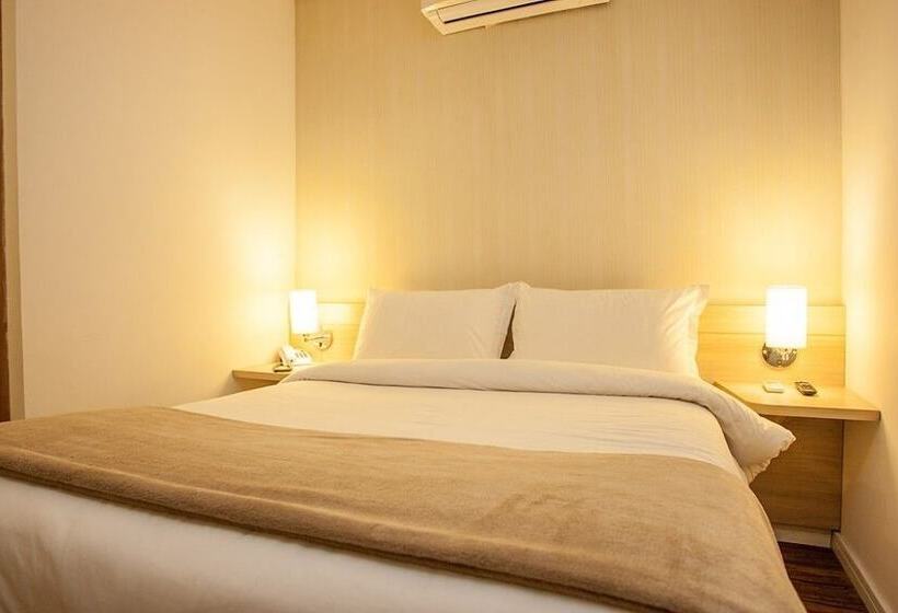 スーペリアールーム, Aruja