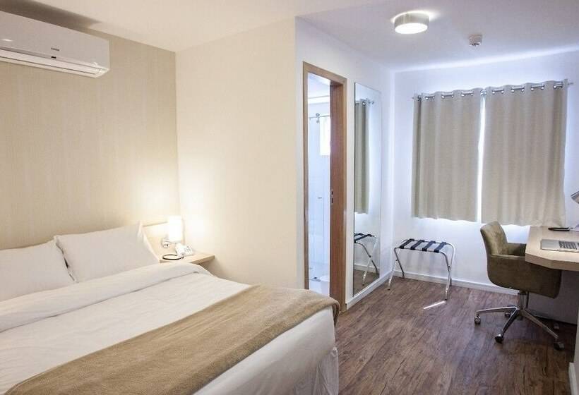 スーペリアールーム, Aruja