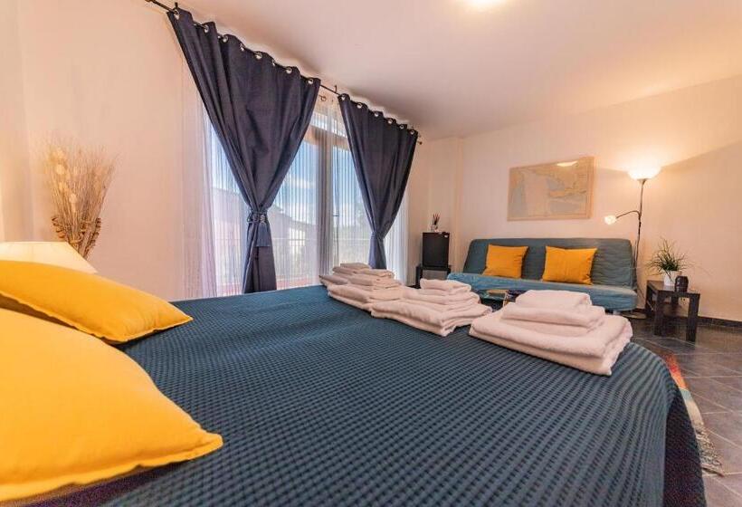 Номер Стандарт Трехместный, Baia Blu Rta Residence