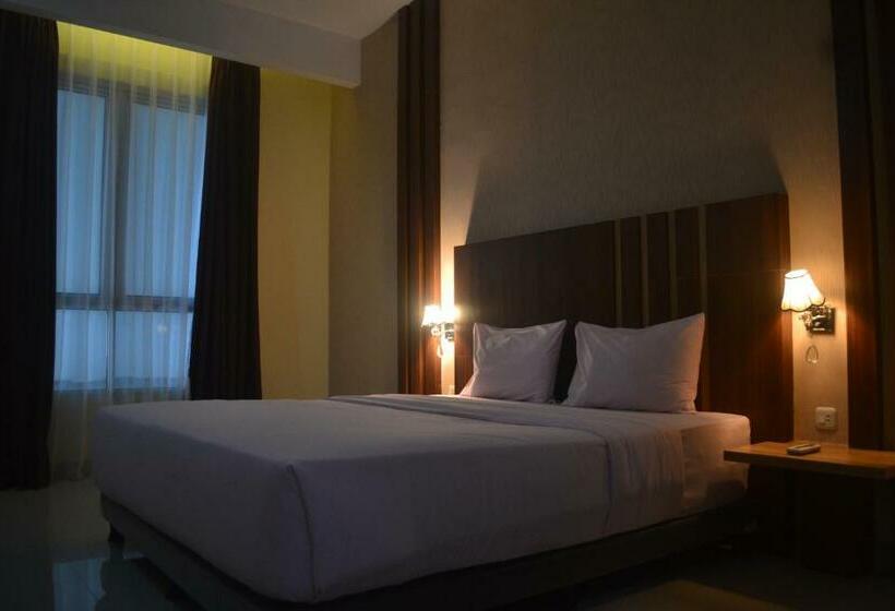 스탠다드 룸 킹사이즈 침대, City