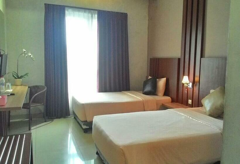 수피리어 룸, City