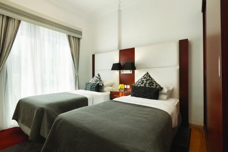 수피리어 룸, City