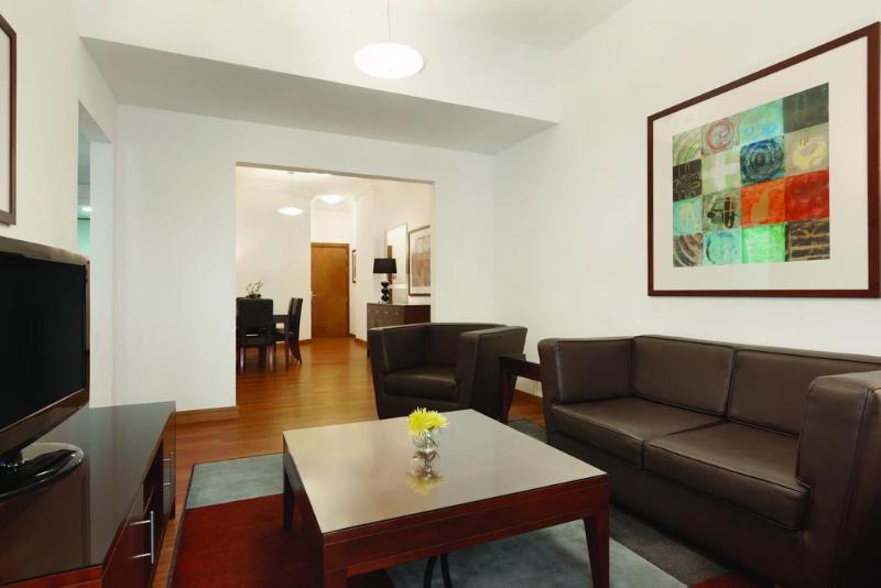 수피리어 룸, City