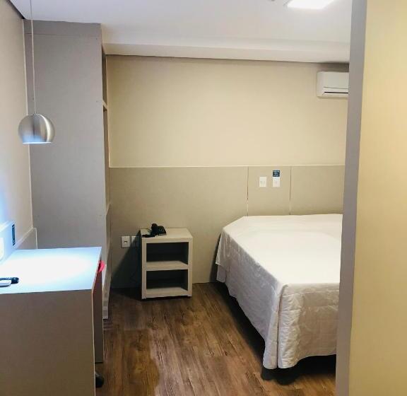 4인용 스탠다드 룸, Hiber Hotel Acesso A Chapecó