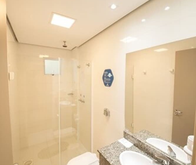 디럭스 룸, Hiber Hotel Acesso A Chapecó