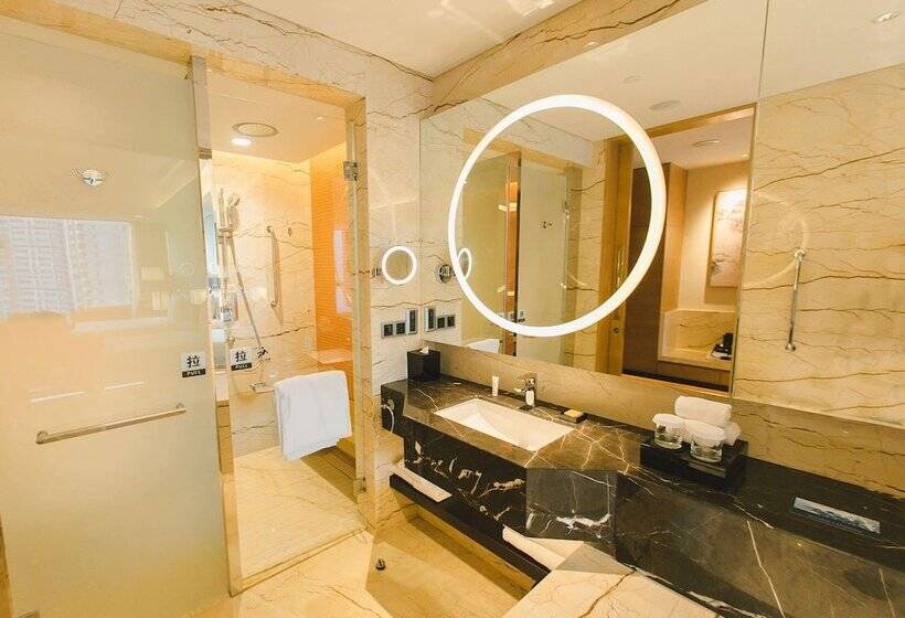 스탠다드 룸, Hilton Yantai Golden Coast