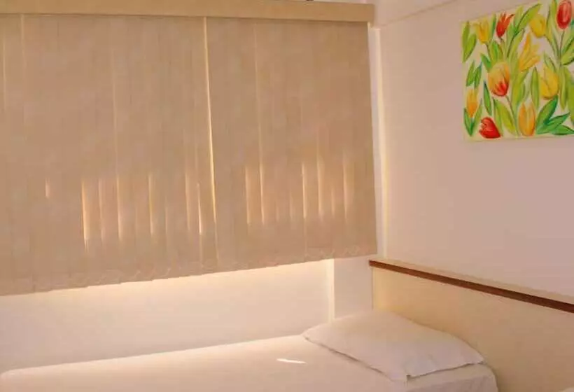 スタンダードトリプルルーム, Itajaí Tur   Itajaí Navegantes