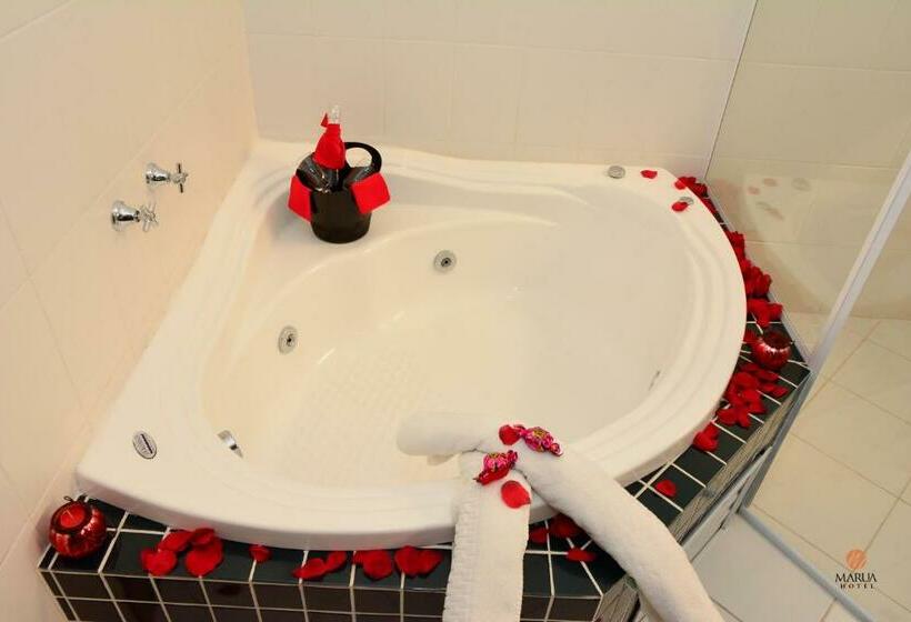 Люкс с гидромассажем, Maruá