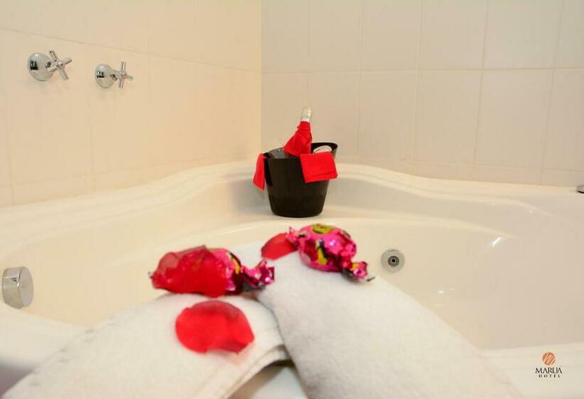 Люкс с гидромассажем, Maruá