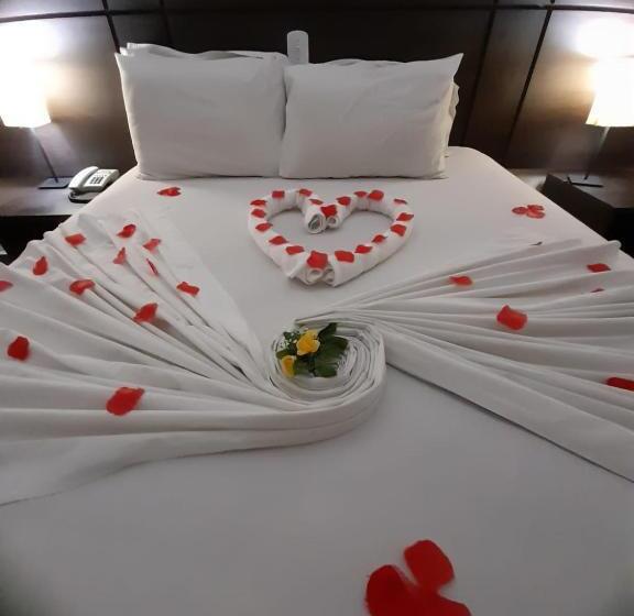 Люкс с гидромассажем, Maruá